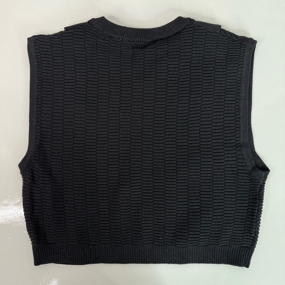 NEW ZARA S Black Sleeveless Crop Top Knit Vest Gold Button Accents Small NWT - Picture 13 of 15
